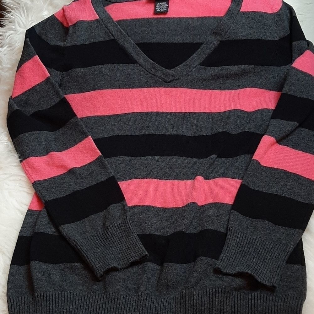 bongo purple Sweater M Rue21 Pink Gray M‎ Bundle
